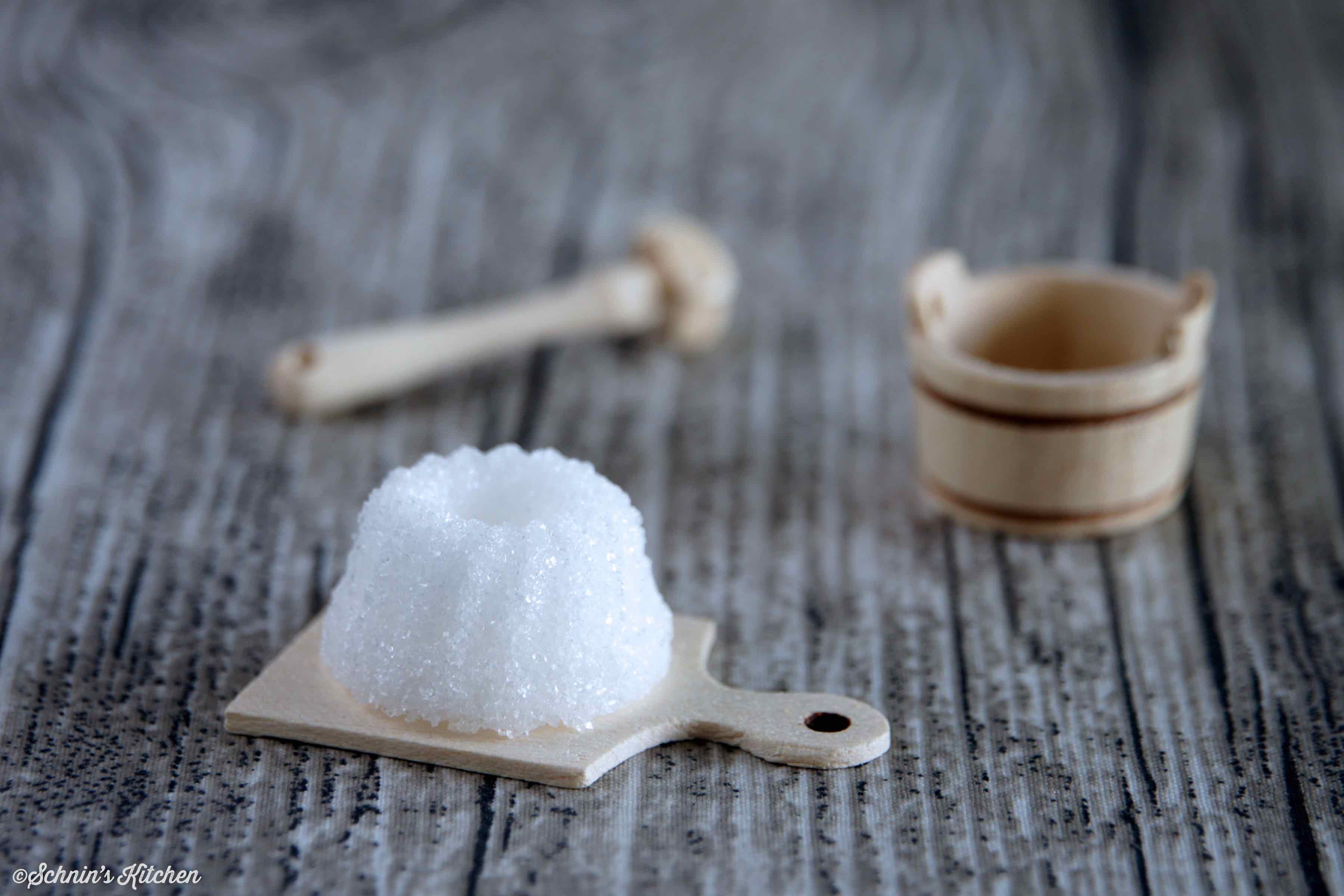 Schnin's Kitchen: Zucker-Gugel - Würfelzucker selbst gemacht