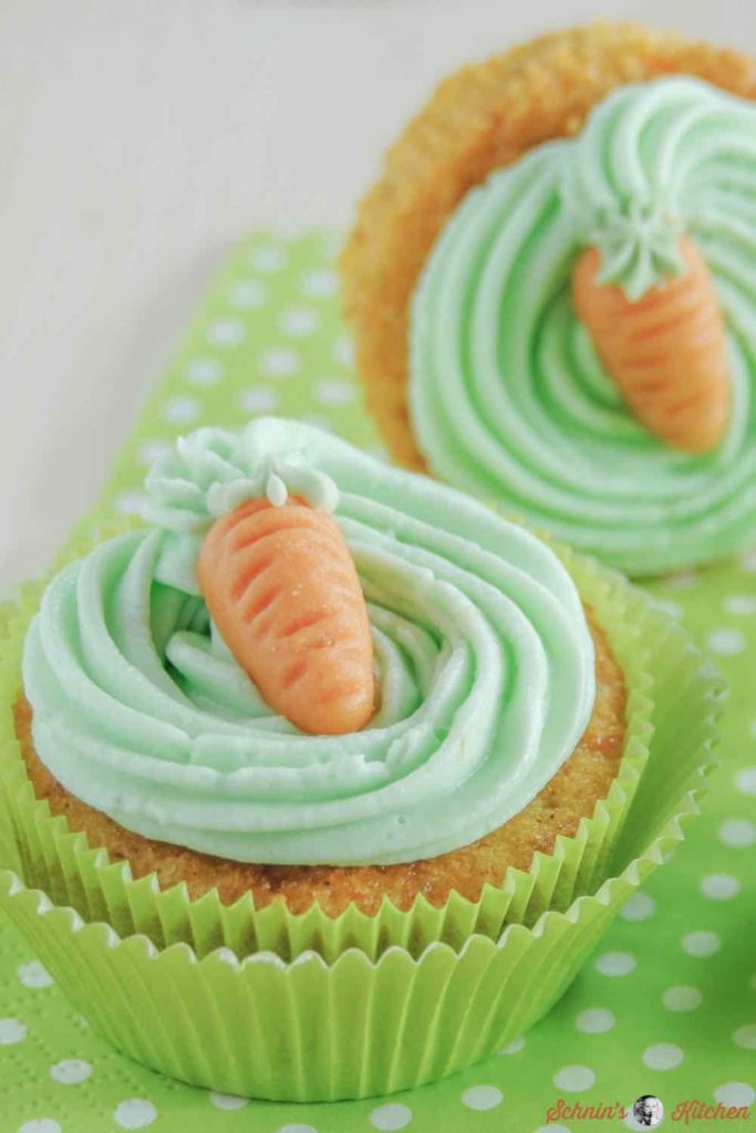 Saftige Möhren-Orangen-Cupcakes | www.schninskitchen.de