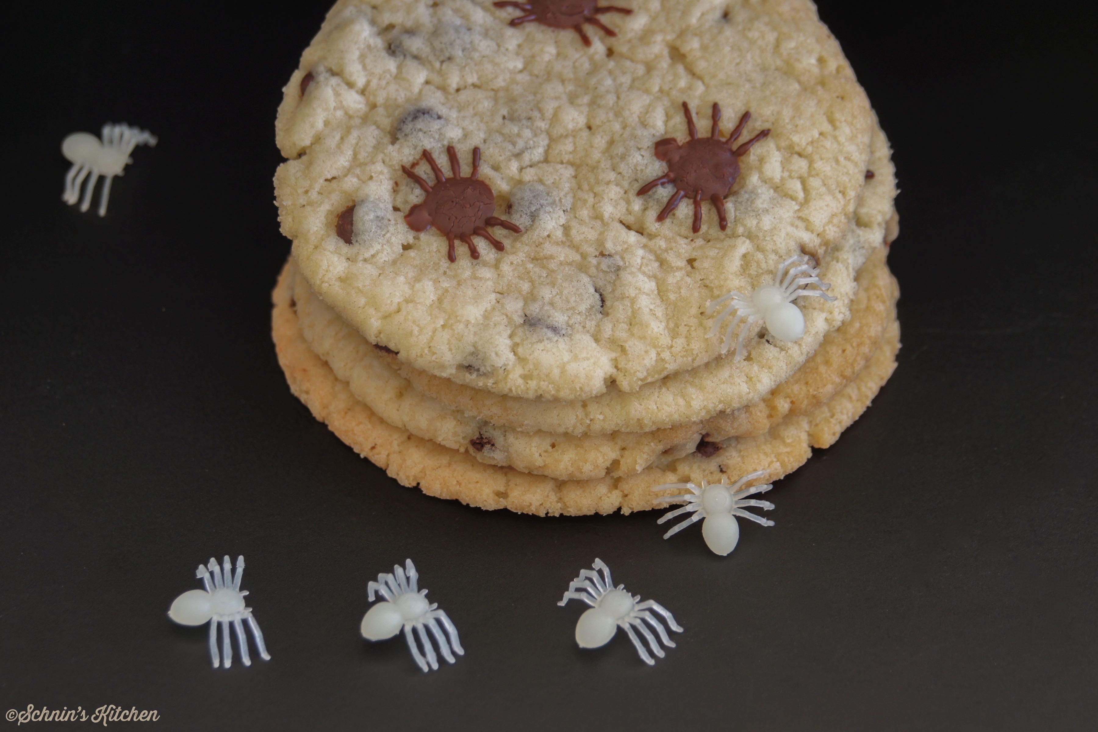 Schnin's Kitchen: Spinnen-Cookies mit Chocolate Chips zu Halloween
